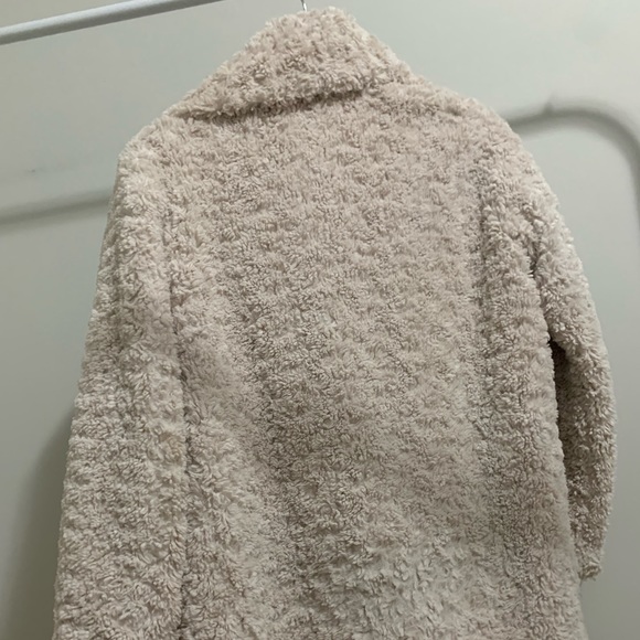 Aritzia Jacket - Picture 3 of 3